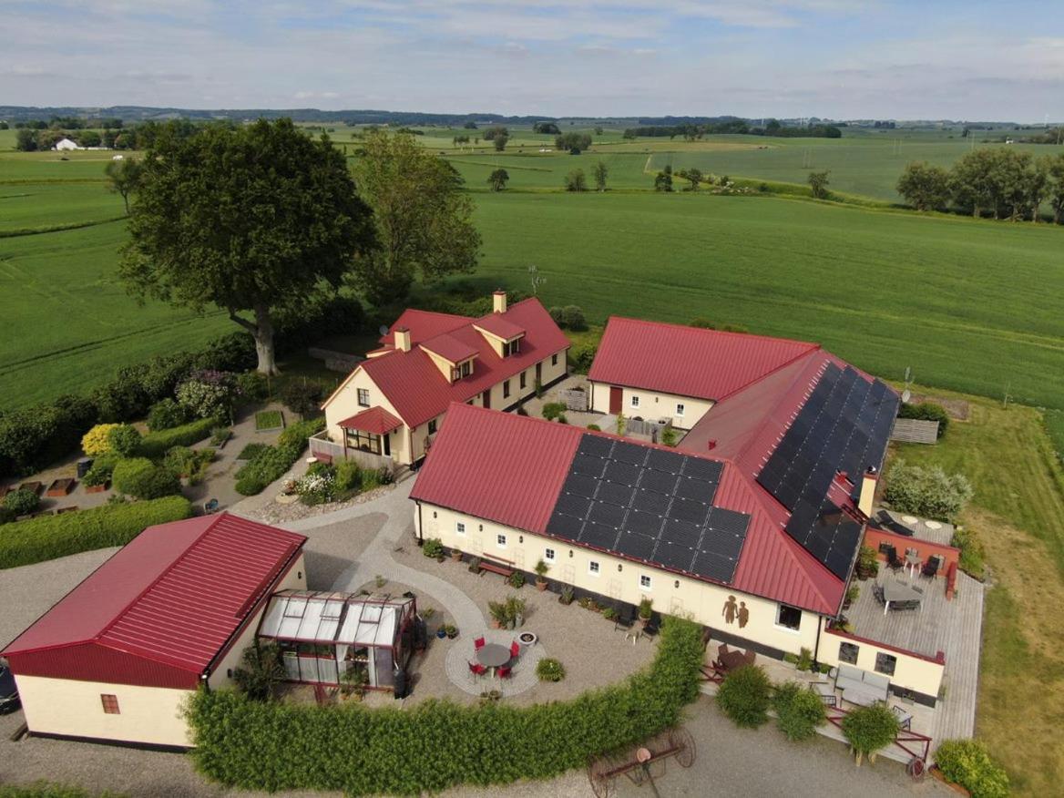 Hylteberga Gård Bed&Breakfast Skurup Eksteriør bilde